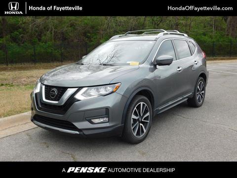 2019 Nissan Rogue.