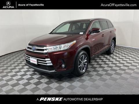 2019 Toyota Highlander.