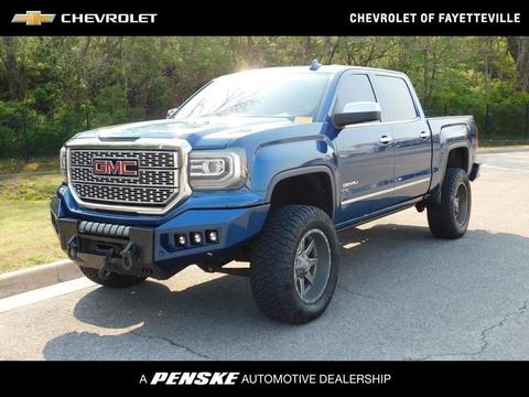 2017 GMC Sierra 1500.
