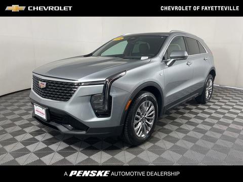 2024 Cadillac XT4.
