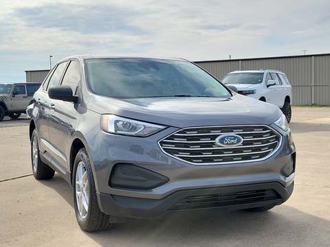 2022 Ford Edge.