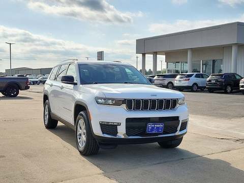 2023 Jeep Grand Cherokee.