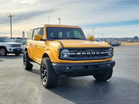 2022 Ford Bronco.