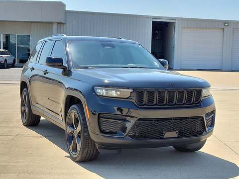 2024 Jeep Grand Cherokee.