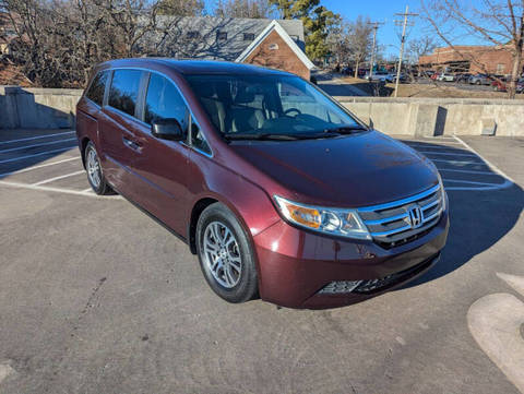 2011 Honda Odyssey.
