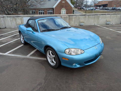 2002 Mazda MX-5.