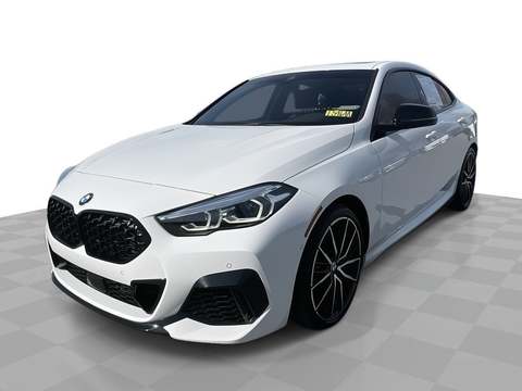 2021 BMW M2.