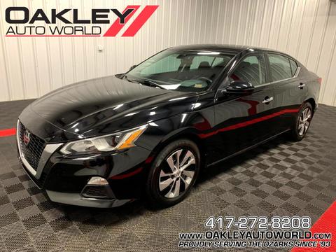 2021 Nissan Altima.