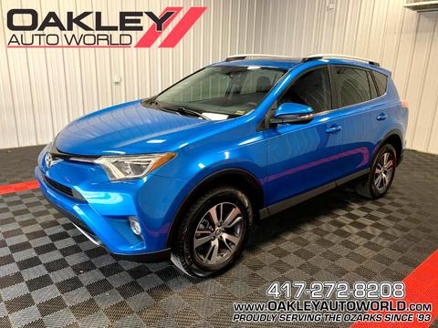 2016 Toyota RAV4.