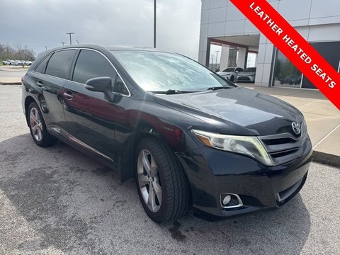 2013 Toyota Venza.