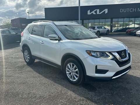 2019 Nissan Rogue.