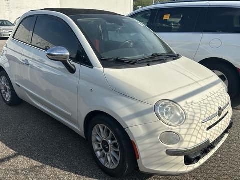 2013 Fiat 500.