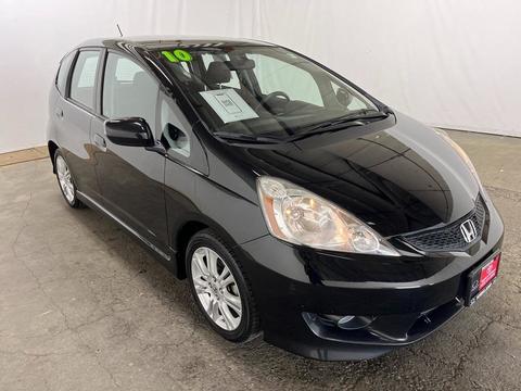 2010 Honda Fit.