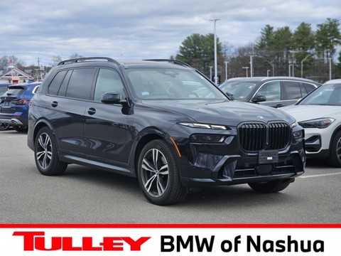 2023 BMW X7.