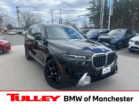 2025 BMW X7.