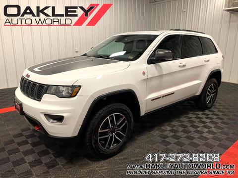 2020 Jeep Grand Cherokee.