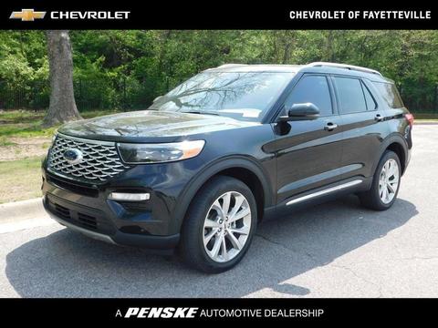 2022 Ford Explorer.