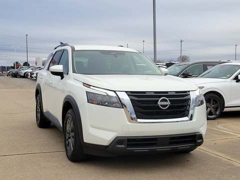 2023 Nissan Pathfinder.