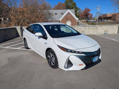 2019 Toyota Prius.