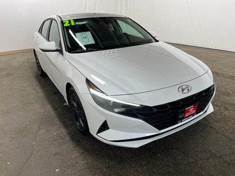 2021 Hyundai Elantra.