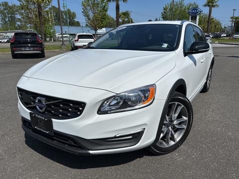 2018 Volvo V60.