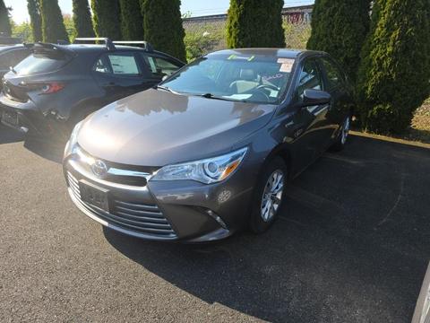 2017 Toyota Camry.