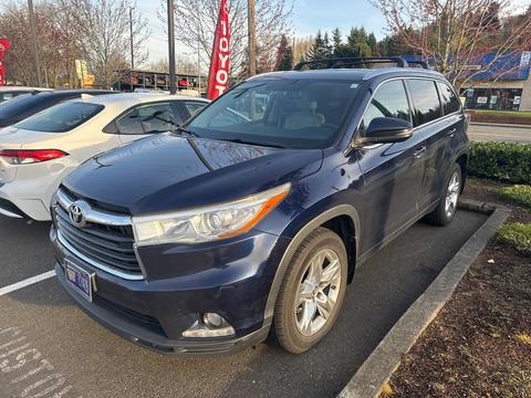 2016 Toyota Highlander.