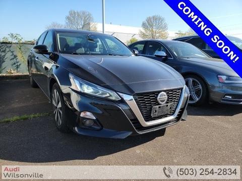2022 Nissan Altima.