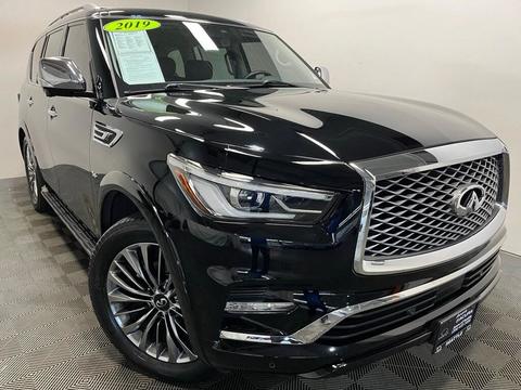 2019 Infiniti QX80.
