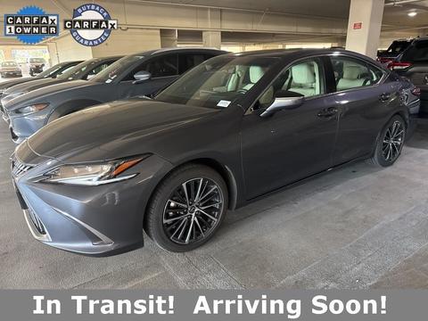 2023 Lexus ES.