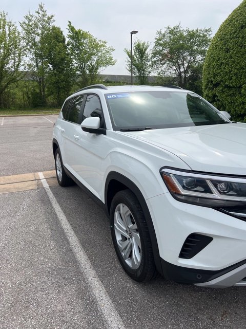 2022 Volkswagen Atlas.