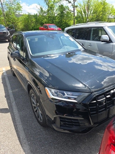 2023 Audi Q7.