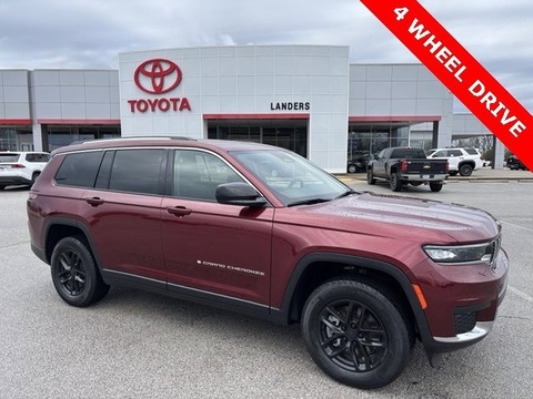2023 Jeep Grand Cherokee.