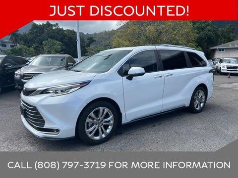 2023 Toyota Sienna.