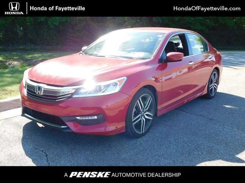 2016 Honda Accord.