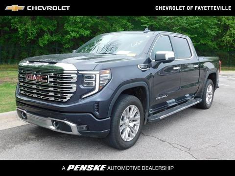 2022 GMC Sierra 1500.