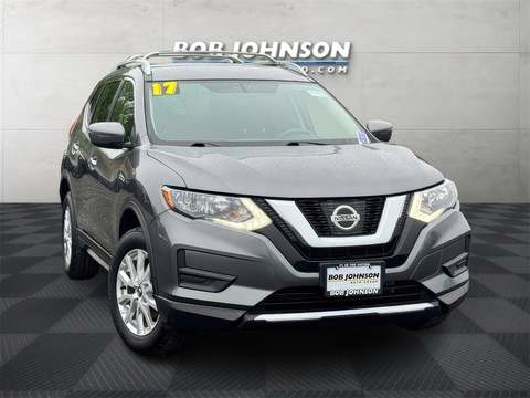 2017 Nissan Rogue.