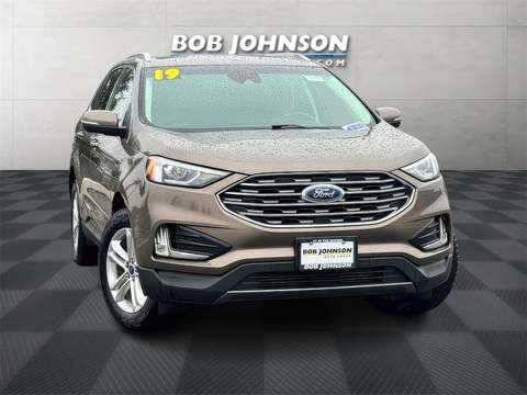 2019 Ford Edge.