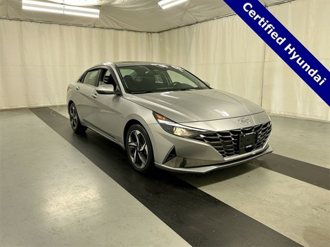 2022 Hyundai Elantra.