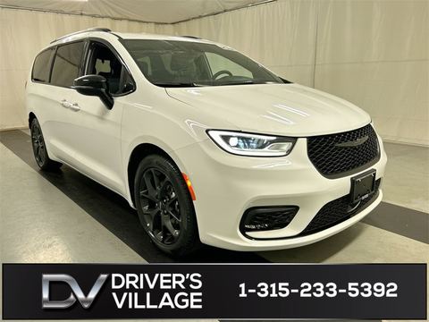 2024 Chrysler Pacifica.