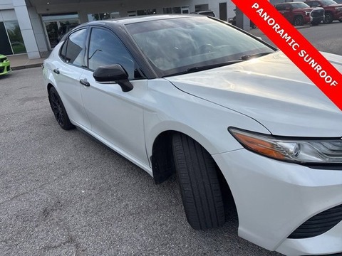 2019 Toyota Camry.