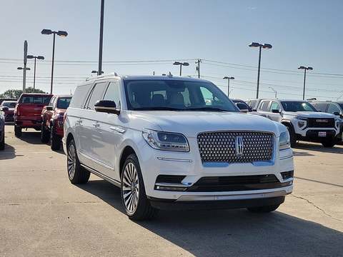 2021 Lincoln Navigator.