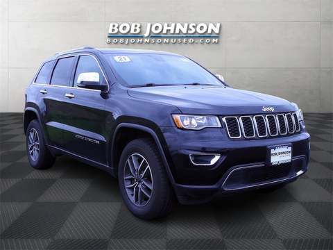 2021 Jeep Grand Cherokee.