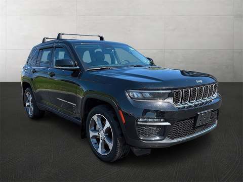 2023 Jeep Grand Cherokee.