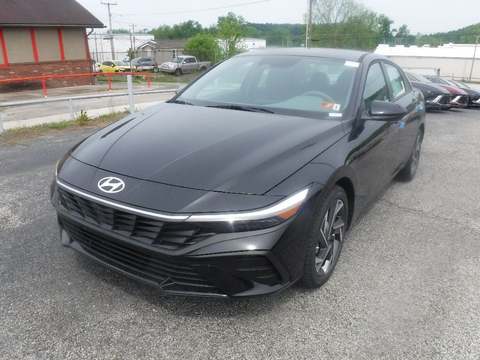 2025 Hyundai Elantra.