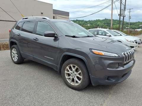 2017 Jeep Cherokee.