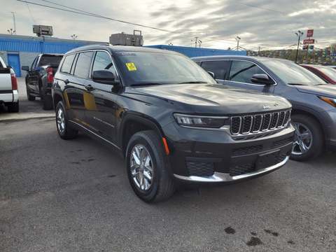 2023 Jeep Grand Cherokee.