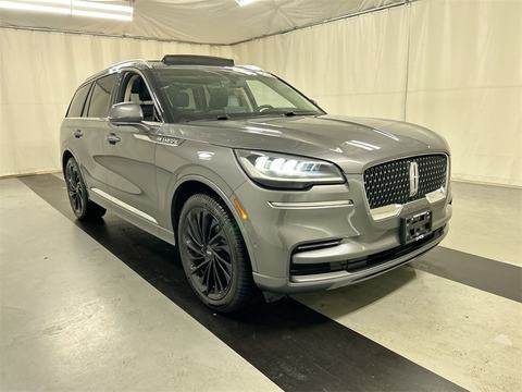 2022 Lincoln Aviator.