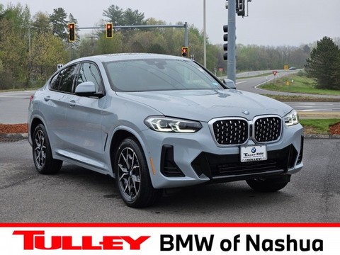 2023 BMW X4.