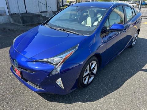 2017 Toyota Prius.
